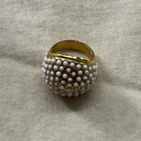 Gold ring - Picture 5 of 5